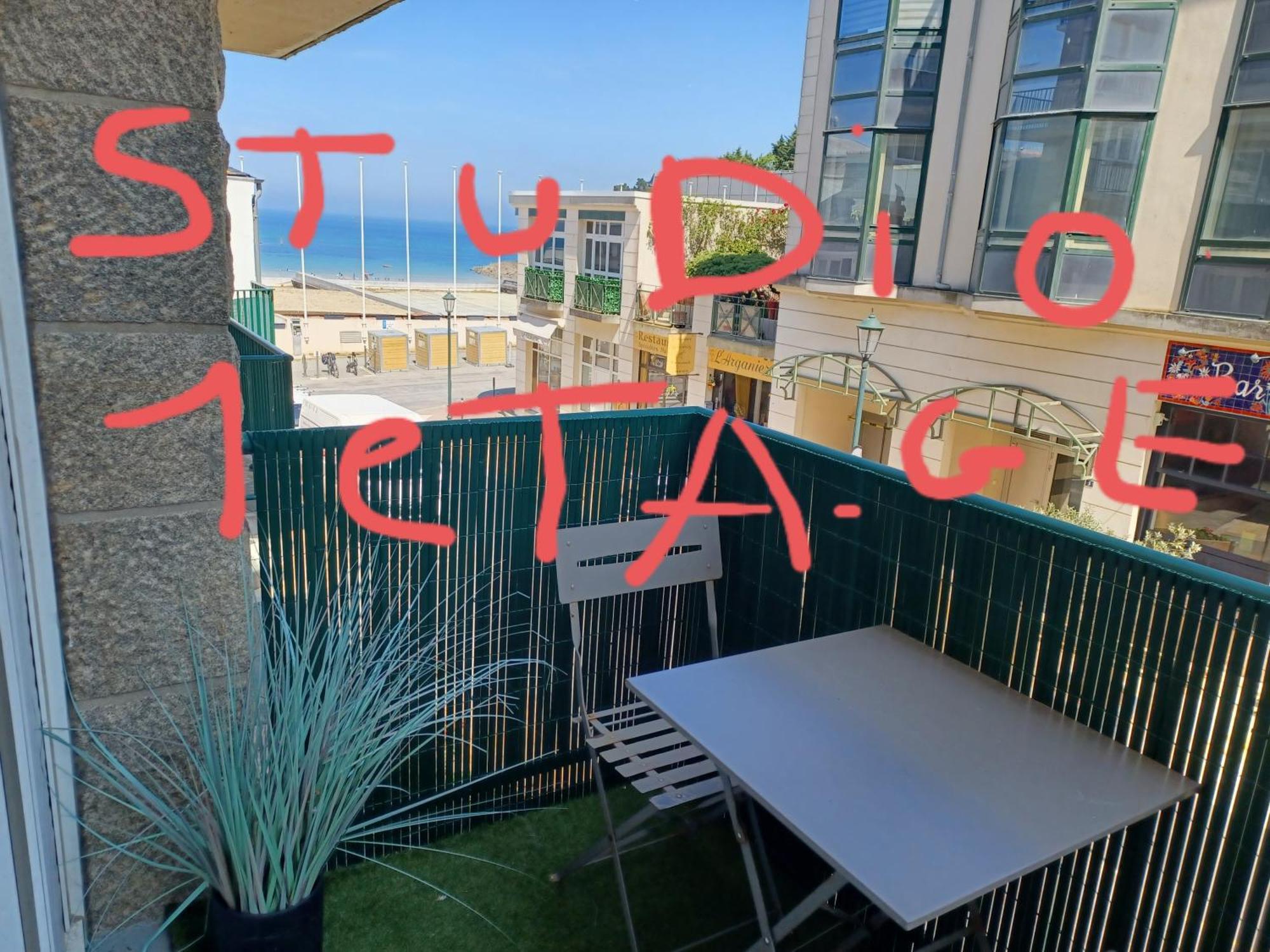 Les Studios Vue Mer Le Matlo Dinard Bagian luar foto