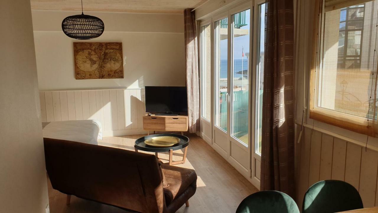 Les Studios Vue Mer Le Matlo Dinard Bagian luar foto