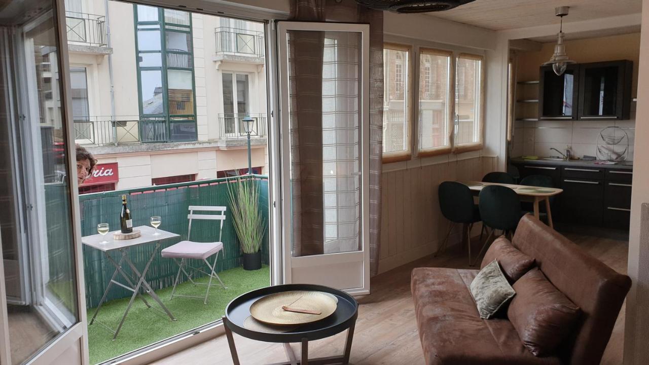 Les Studios Vue Mer Le Matlo Dinard Bagian luar foto